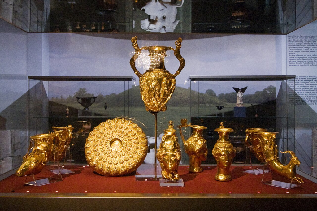 Why Is Gold Valuable? The Reasons Behind Gold’s Enduring Worth